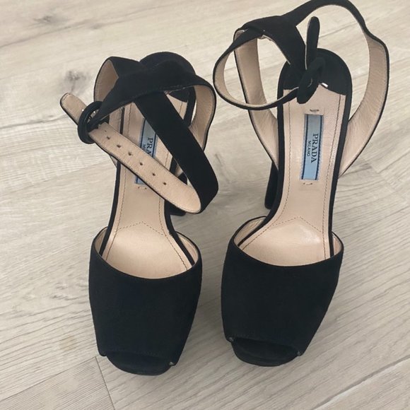Prada Shoes - PRADA BLACK PLATFORM HIGH HEELS SIZE 36